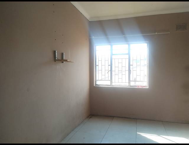 16 BEDROOM APARTMENT BLOCK FOR SALE IN VEREENIGING CENTRAL